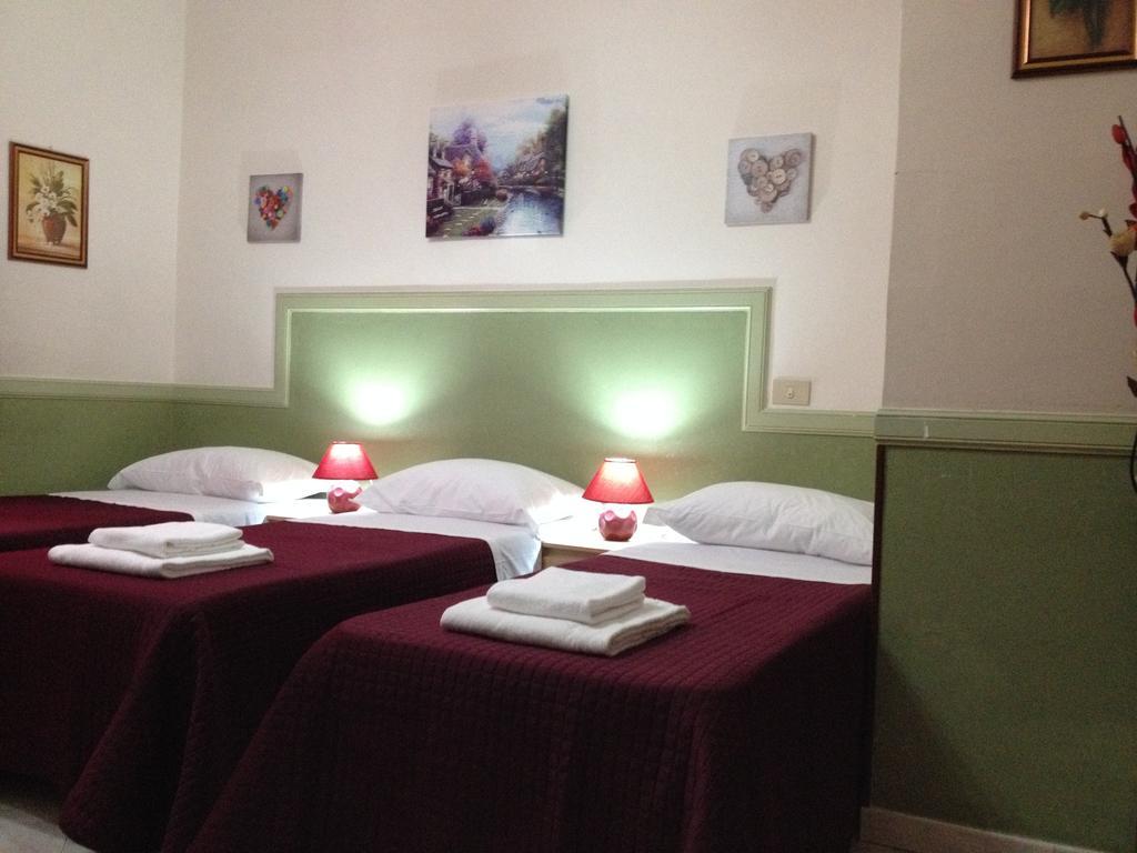 Rome Rainbow Guest House Szoba fotó